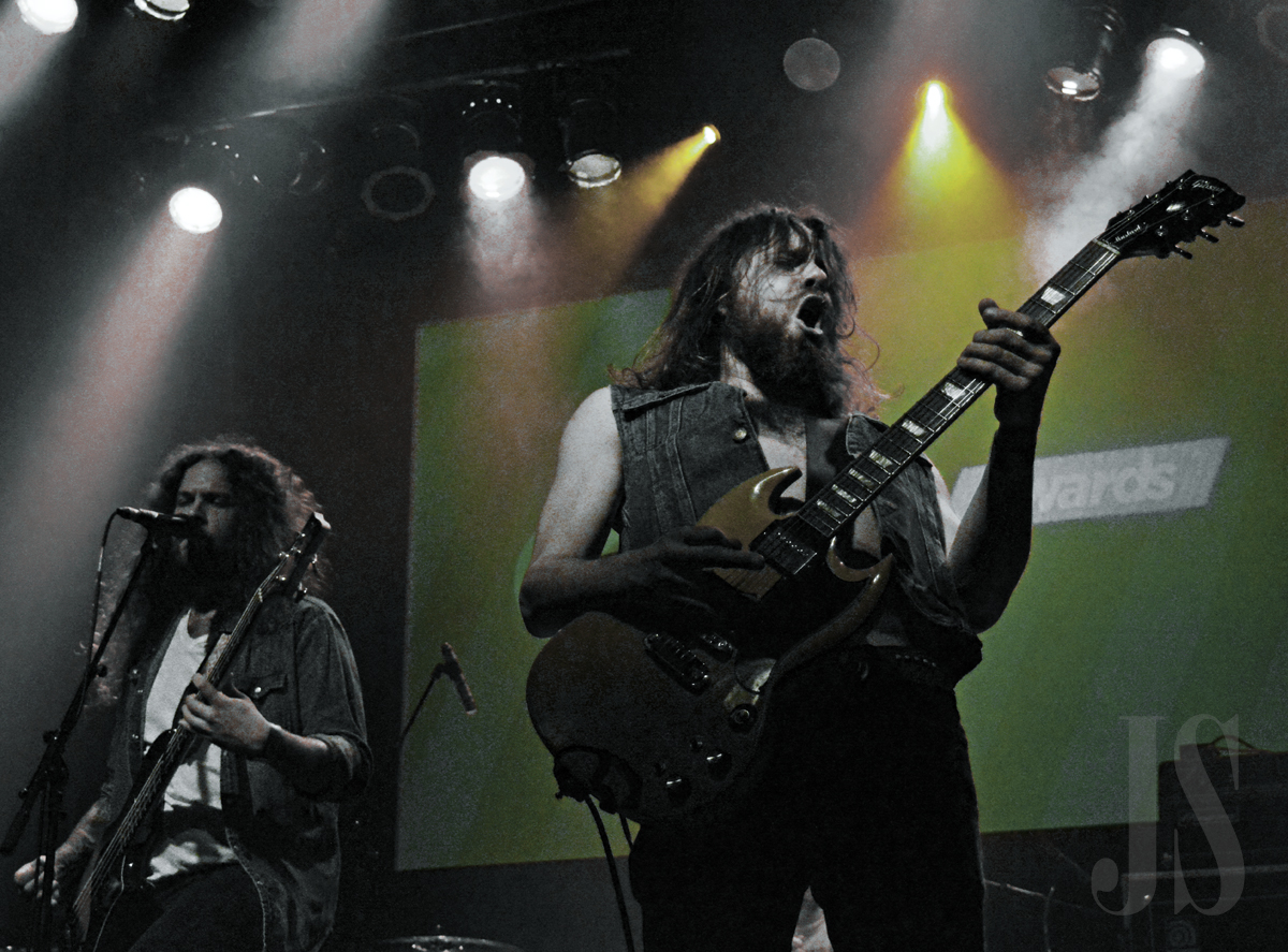 Monster Truck - face