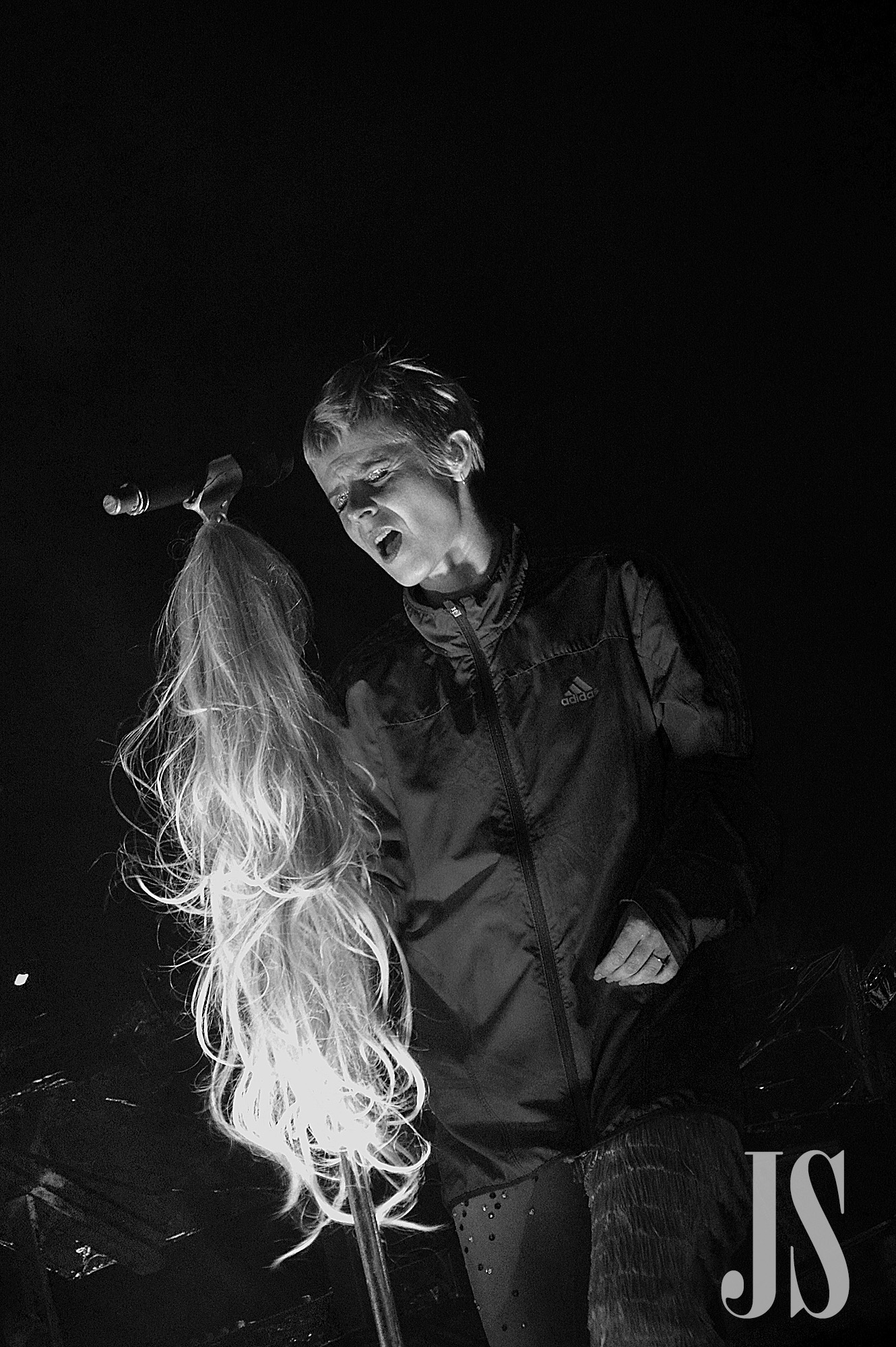 Robyn-3