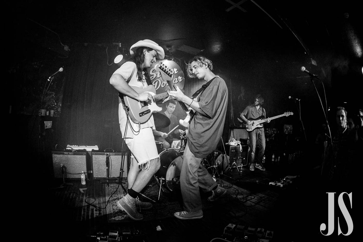 BeachFossils_SilverDollarRoom2016-11