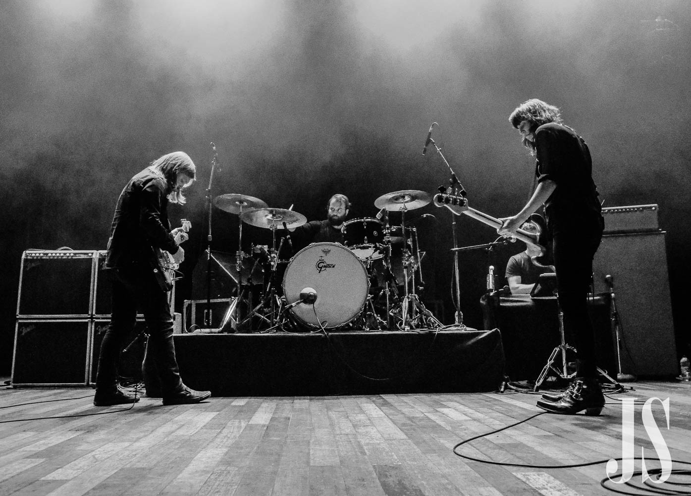 band-of-skulls-3-of-24