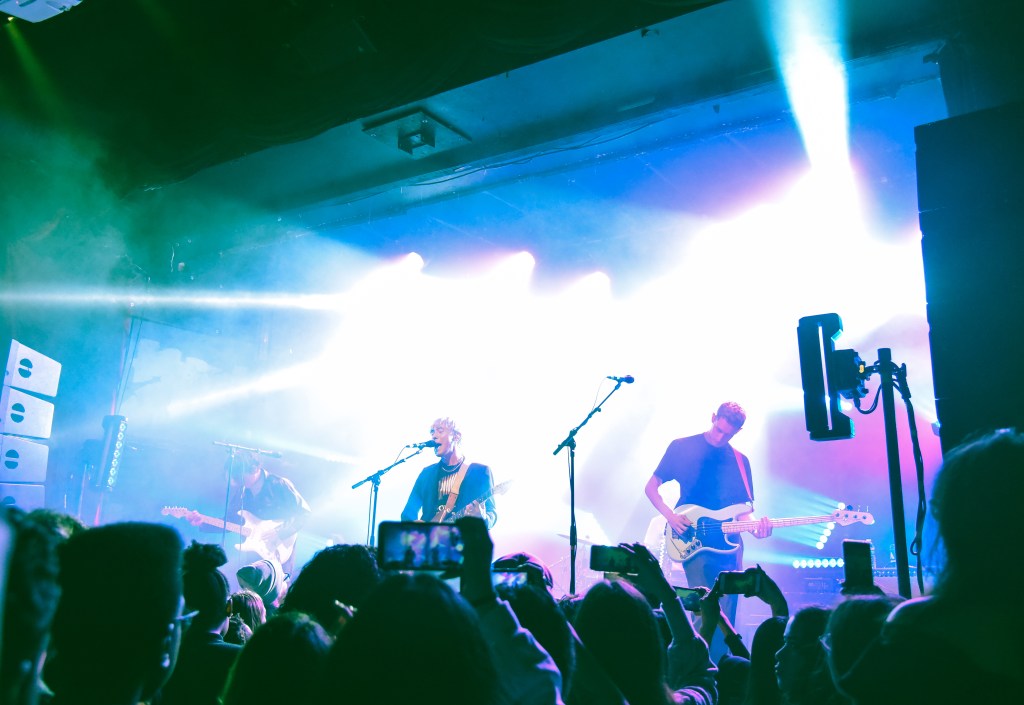 [photos] Last Dinosaurs first show in&nbsp;Toronto